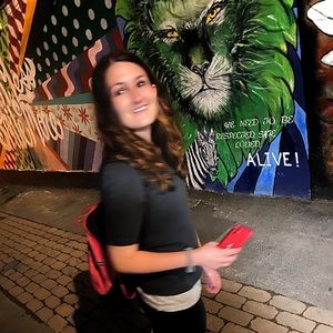 Meet your Posher, Kara